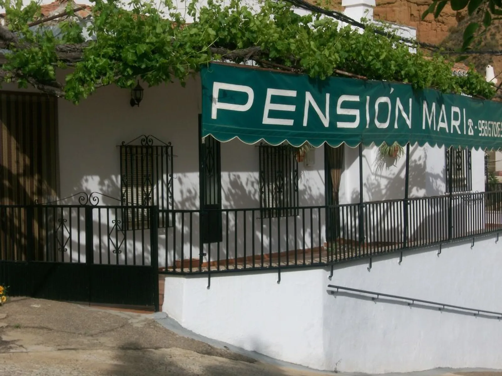 Hotel Pensión Mari
